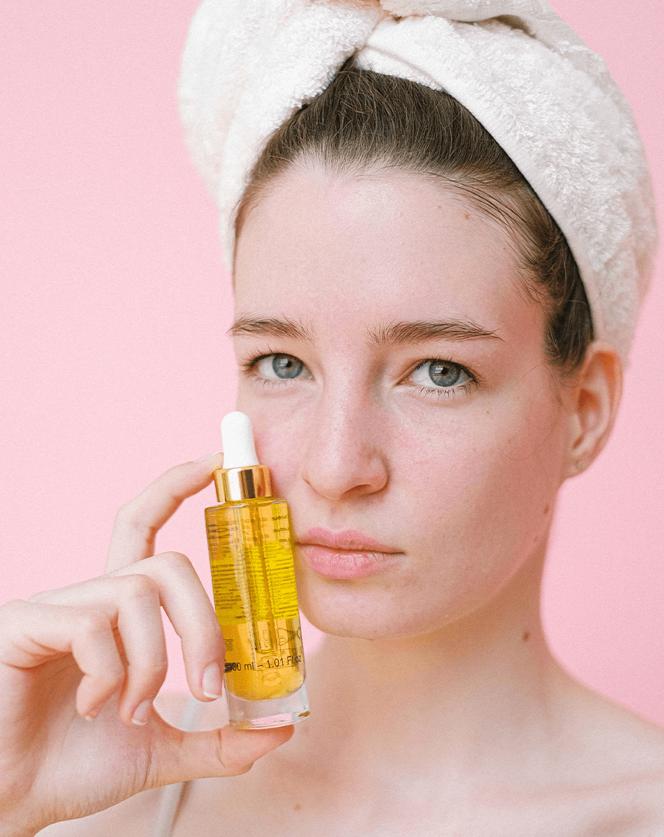 The Best Vitamin C Serums For Rosacea Prone Skin In 2023