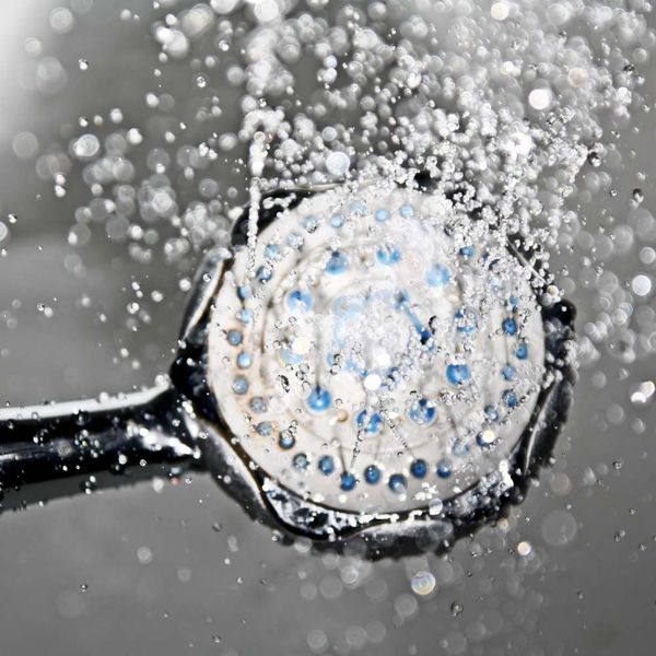 Does Hot Water Open Pores? Here's What the Science Says!